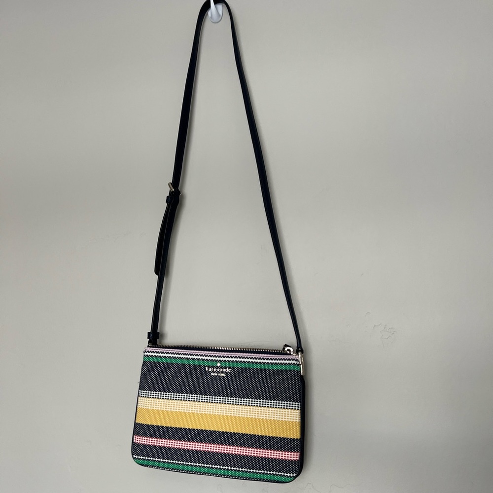 Crossbody Kate spade bag